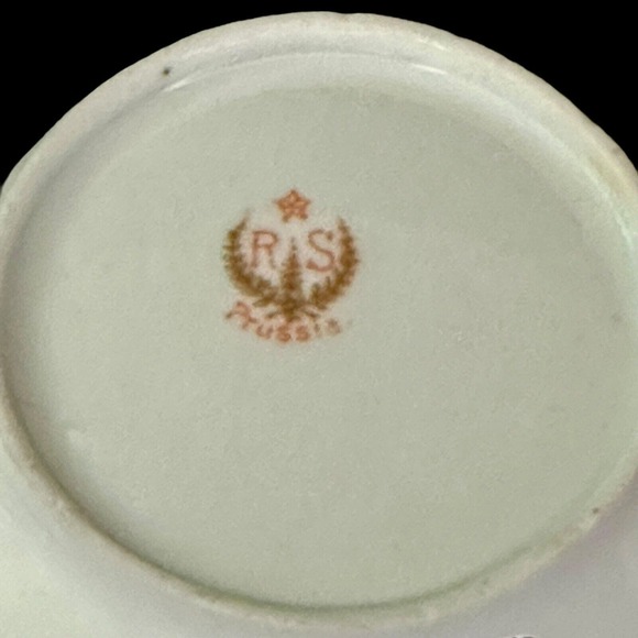 R S PRUSSIA ANTIQUE PORCELAIN ROSES JEWELRY CANDY DISH GOLD GREEN HAND PAINTED - Picture 9 of 15